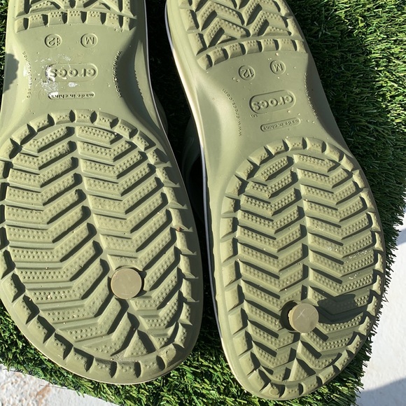 Crocs Sandals US Mens Size 12 Olive Green Athens Thong Rubber Flip Flops - Picture 3 of 7